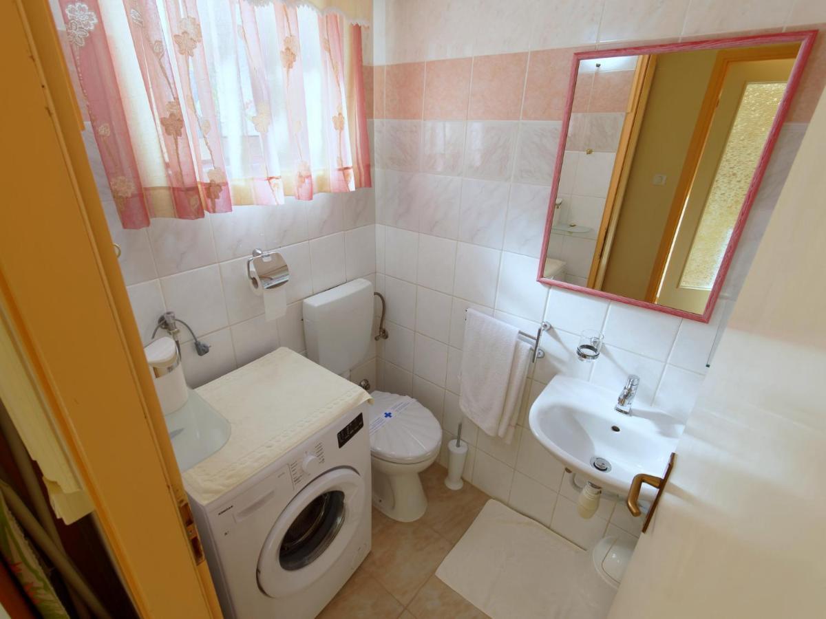 Holiday Home Nevena By Rent Istria Buje Exterior photo